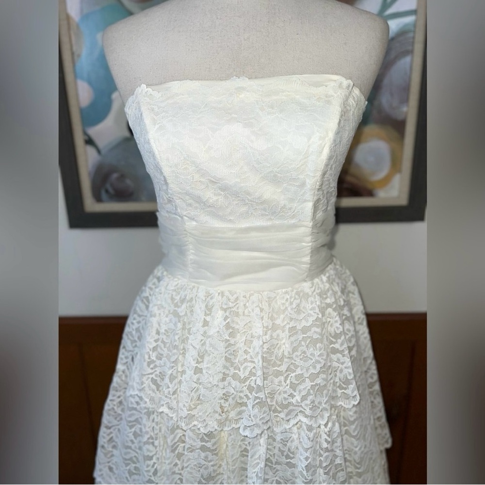 Vintage Lace Wedding Dress